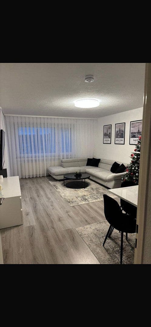 Prenájom bytu 2-izbový 60 m², Gärtringen, Bádensko-Wurttembersko Prenájom bytu 2-izbový 60 m², Gärtringen, Bádensko-Wurttembersko