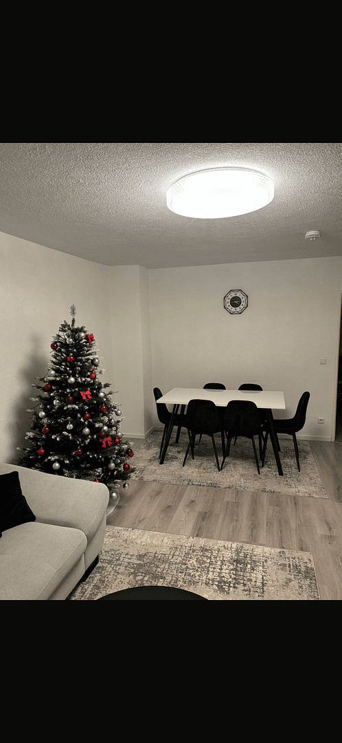 Prenájom bytu 2-izbový 60 m², Gärtringen, Bádensko-Wurttembersko Prenájom bytu 2-izbový 60 m², Gärtringen, Bádensko-Wurttembersko