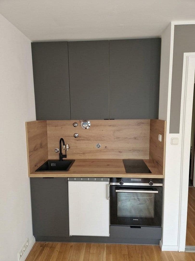 Predaj bytu 1-izbový 30 m², Türkenstraße 28, München, Bavorsko Predaj bytu 1-izbový 30 m², Türkenstraße 28, München, Bavorsko