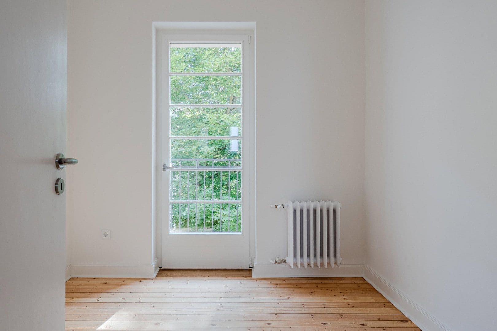 Predaj bytu 4-izbový 148 m², Düsseldorfer Str. 34, Berlin, Berlín Predaj bytu 4-izbový 148 m², Düsseldorfer Str. 34, Berlin, Berlín