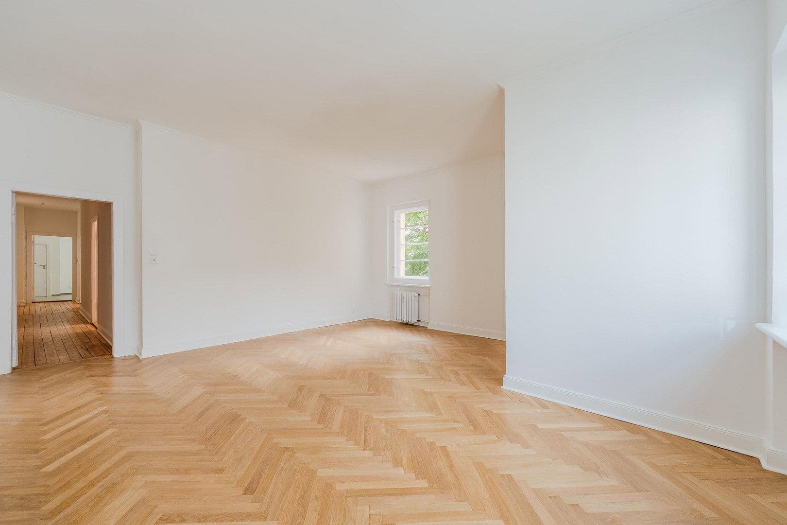 Predaj bytu 4-izbový 148 m², Düsseldorfer Str. 34, Berlin, Berlín Predaj bytu 4-izbový 148 m², Düsseldorfer Str. 34, Berlin, Berlín