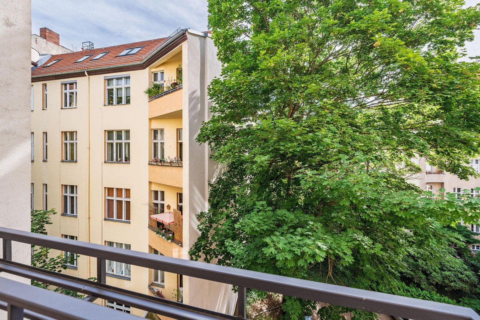 Predaj bytu 4-izbový 148 m², Düsseldorfer Str. 34, Berlin, Berlín Predaj bytu 4-izbový 148 m², Düsseldorfer Str. 34, Berlin, Berlín