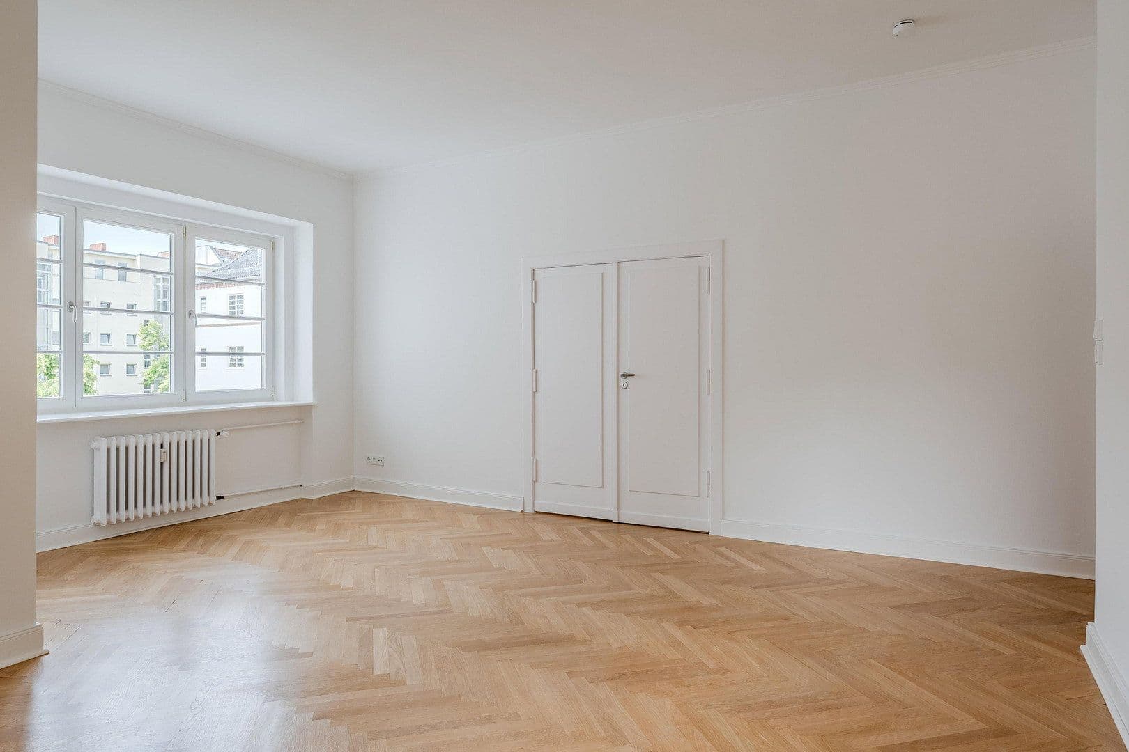 Predaj bytu 4-izbový 148 m², Düsseldorfer Str. 34, Berlin, Berlín Predaj bytu 4-izbový 148 m², Düsseldorfer Str. 34, Berlin, Berlín