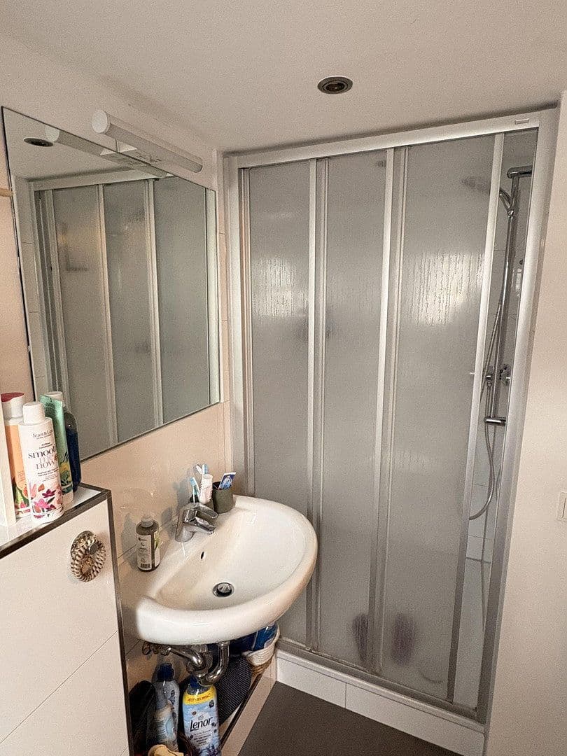 Predaj domu 150 m², pozemok 152 m², Niehler Straße 70, Köln, Severné Porýnie - Westfálsko Predaj domu 150 m², pozemok 152 m², Niehler Straße 70, Köln, Severné Porýnie - Westfálsko