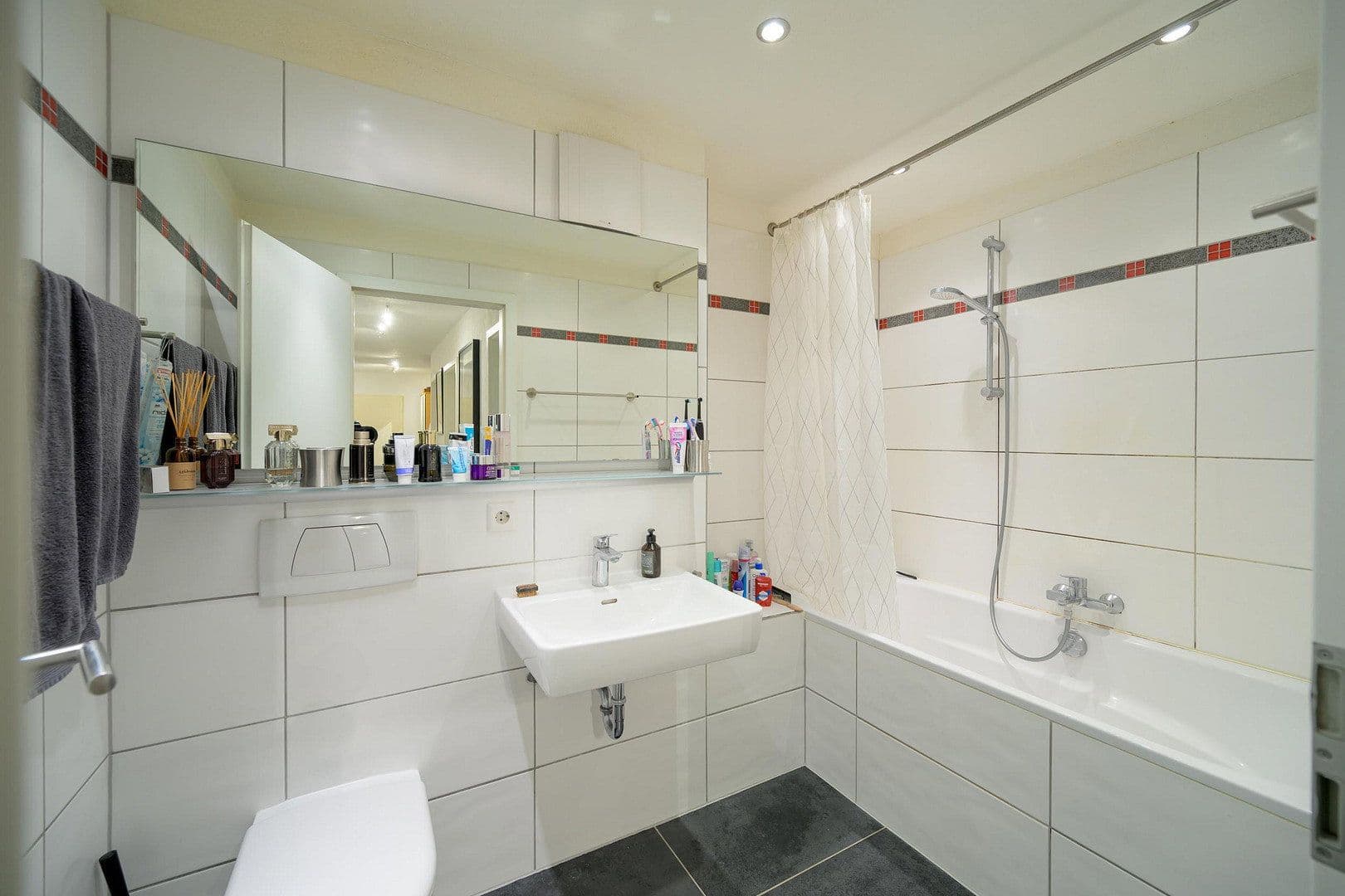 Predaj bytu 4-izbový 97 m², Eggbergstrasse 6, Rheinfelden (Baden), Bádensko-Wurttembersko Predaj bytu 4-izbový 97 m², Eggbergstrasse 6, Rheinfelden (Baden), Bádensko-Wurttembersko