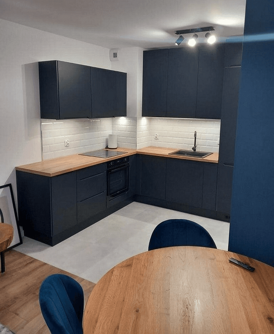 Prenájom bytu 2-izbový 48 m², Stuttgart, Bádensko-Wurttembersko Prenájom bytu 2-izbový 48 m², Stuttgart, Bádensko-Wurttembersko
