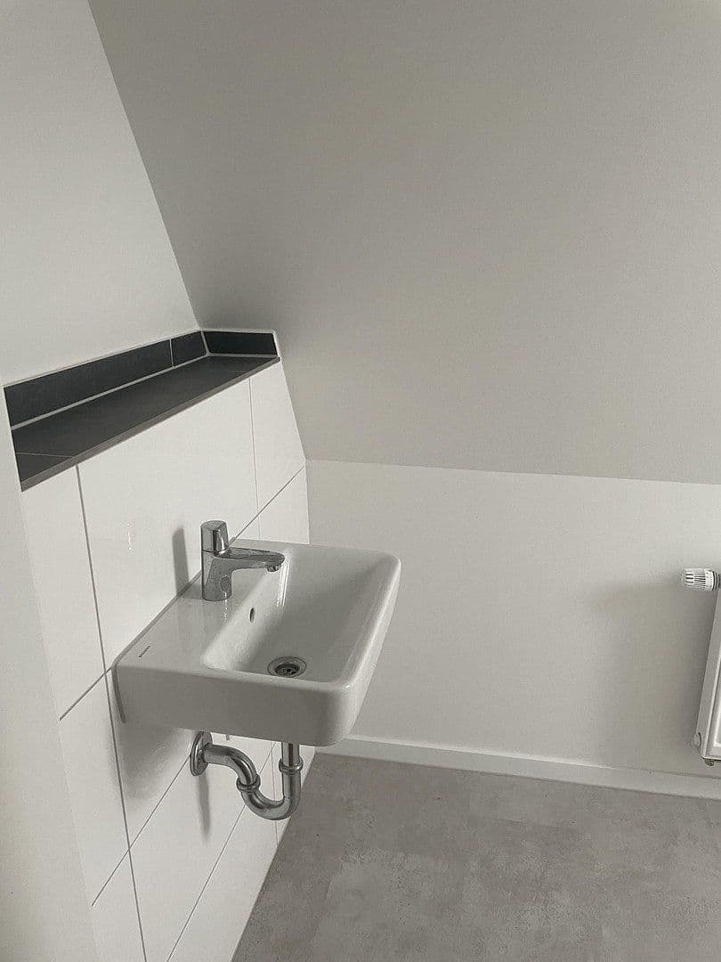 Prenájom bytu 6-izbový 130 m², Willibrordstr. 3, Kevelaer, Severné Porýnie - Westfálsko Prenájom bytu 6-izbový 130 m², Willibrordstr. 3, Kevelaer, Severné Porýnie - Westfálsko