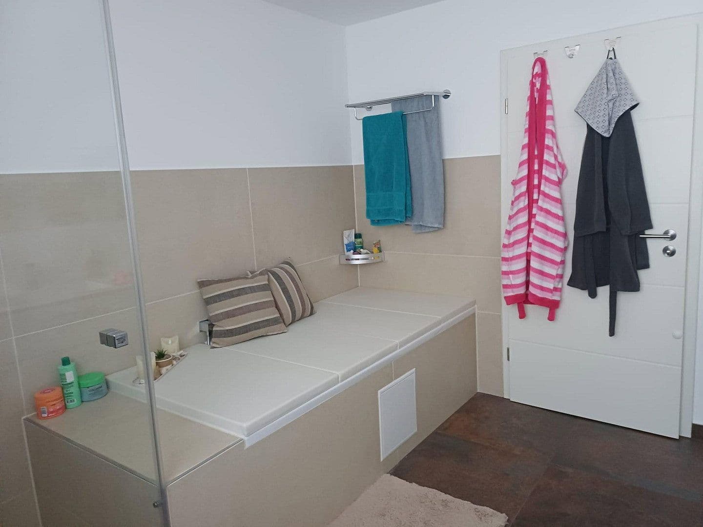 Predaj domu 140 m², pozemok 235 m², Gerlingen, Bádensko-Wurttembersko Predaj domu 140 m², pozemok 235 m², Gerlingen, Bádensko-Wurttembersko