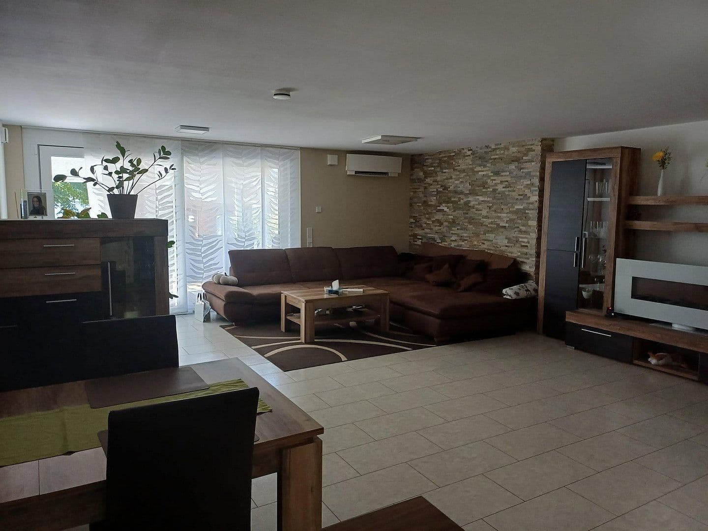 Predaj domu 140 m², pozemok 235 m², Gerlingen, Bádensko-Wurttembersko Predaj domu 140 m², pozemok 235 m², Gerlingen, Bádensko-Wurttembersko