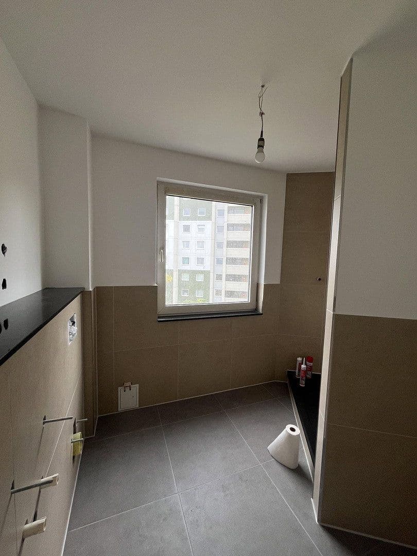 Prenájom bytu 3-izbový 79 m², Wuppertal, Severné Porýnie - Westfálsko Prenájom bytu 3-izbový 79 m², Wuppertal, Severné Porýnie - Westfálsko