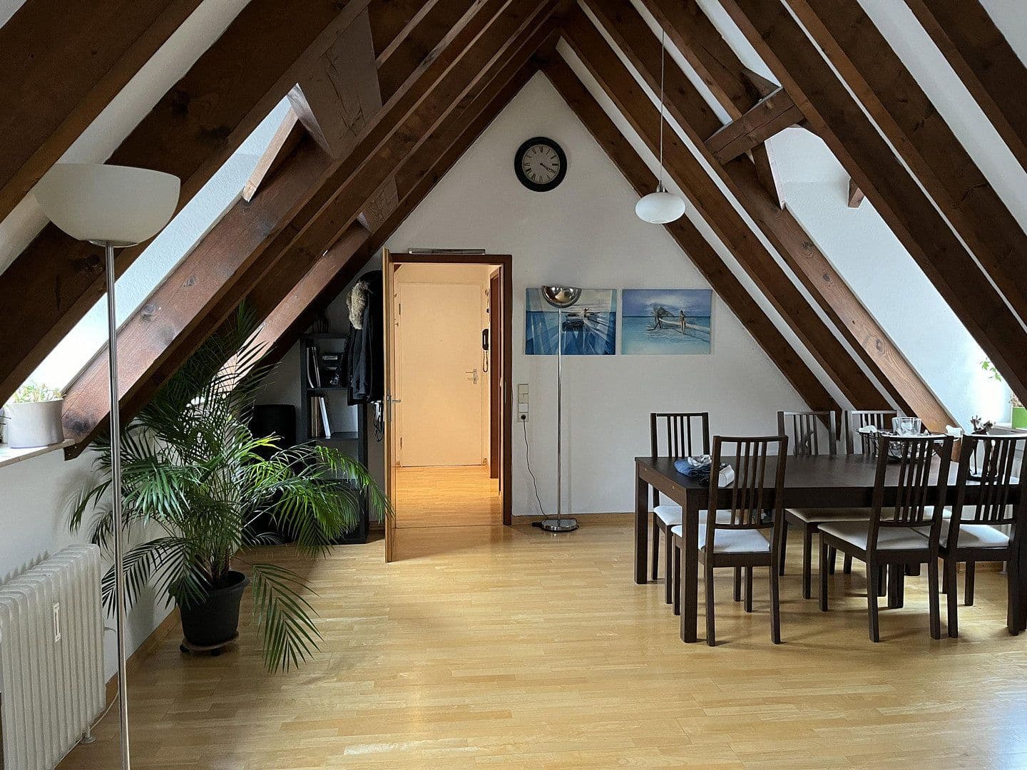 Prenájom bytu 2-izbový 69 m², Stuttgart, Bádensko-Wurttembersko Prenájom bytu 2-izbový 69 m², Stuttgart, Bádensko-Wurttembersko
