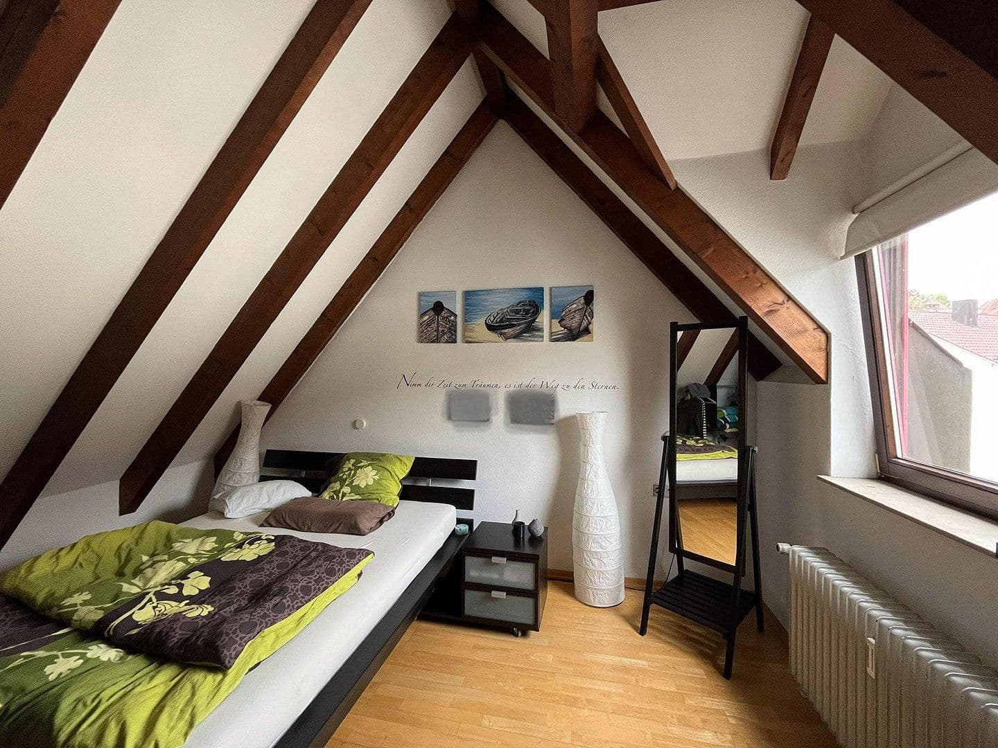 Prenájom bytu 2-izbový 69 m², Stuttgart, Bádensko-Wurttembersko Prenájom bytu 2-izbový 69 m², Stuttgart, Bádensko-Wurttembersko