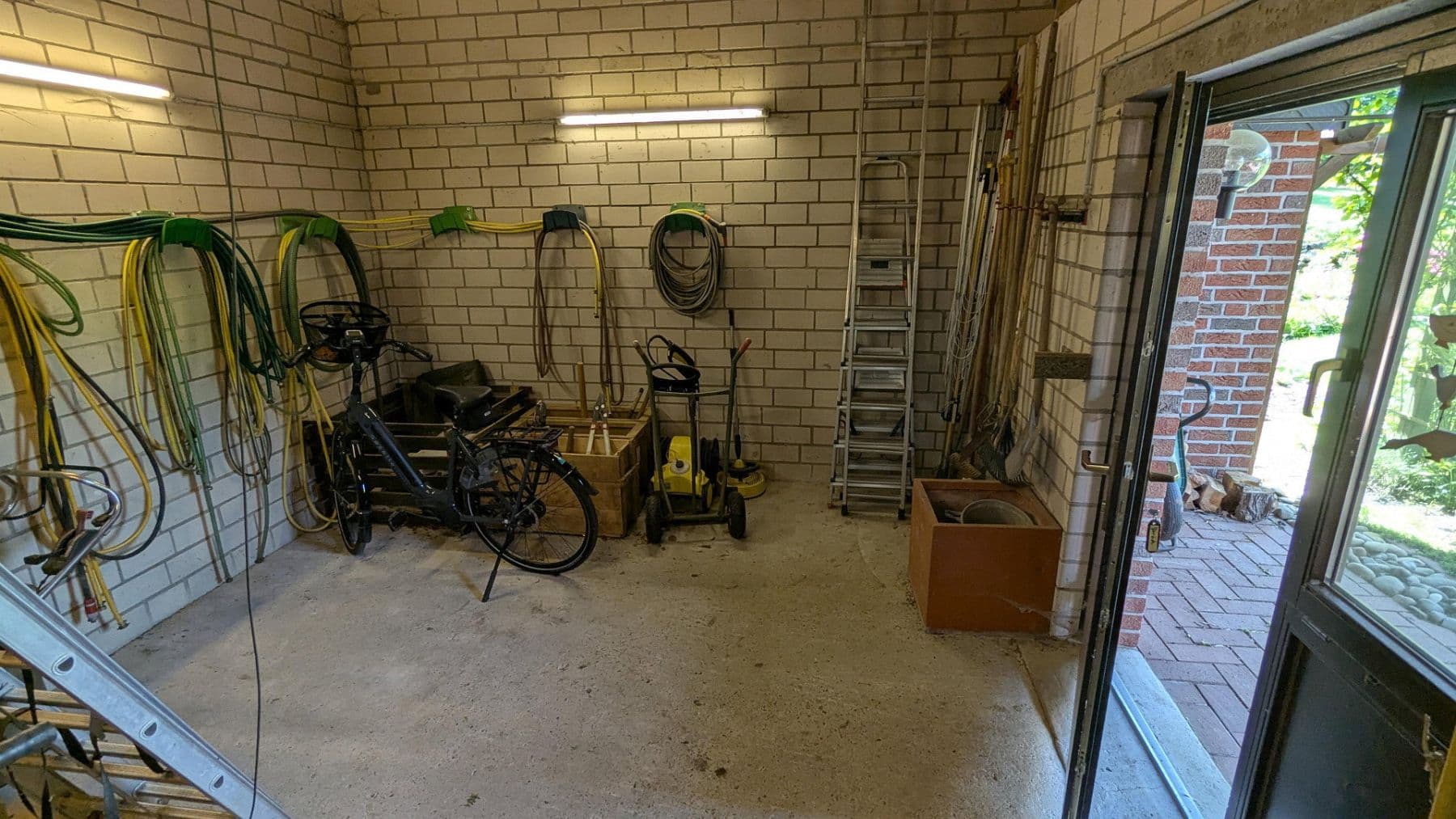 Predaj domu 216 m², pozemok 2.520 m², Melle, Dolné Sasko Predaj domu 216 m², pozemok 2.520 m², Melle, Dolné Sasko