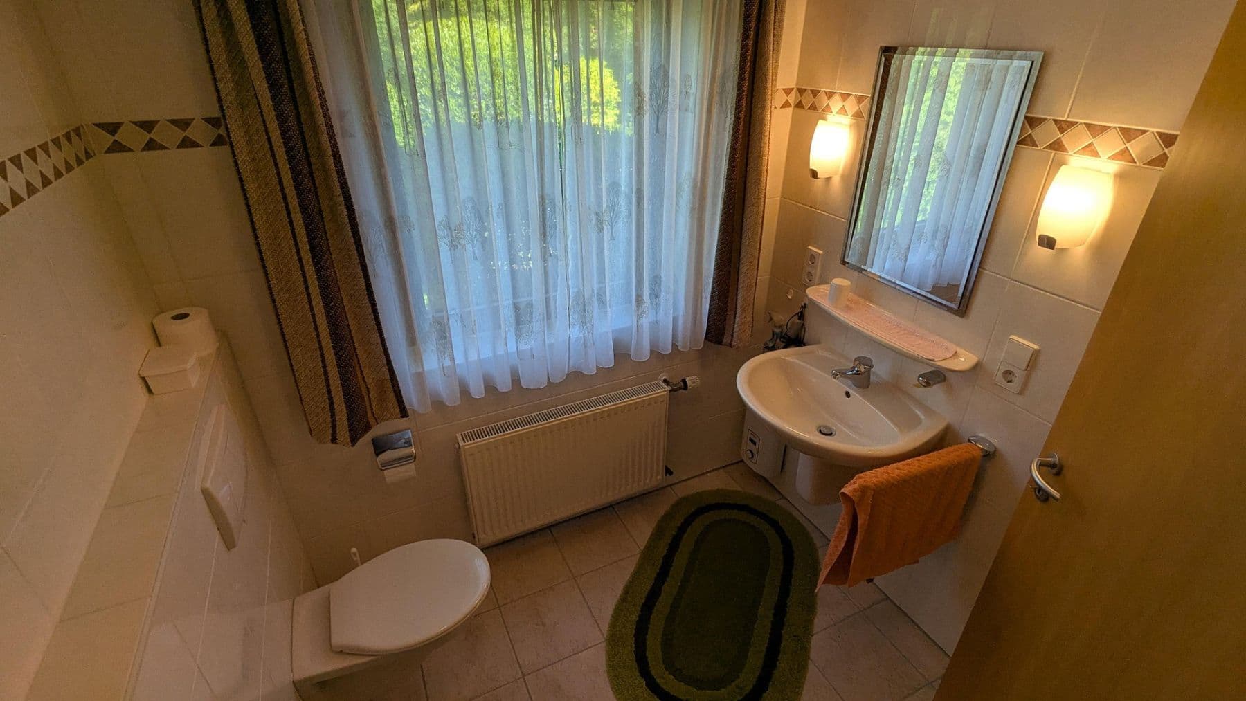 Predaj domu 216 m², pozemok 2.520 m², Melle, Dolné Sasko Predaj domu 216 m², pozemok 2.520 m², Melle, Dolné Sasko