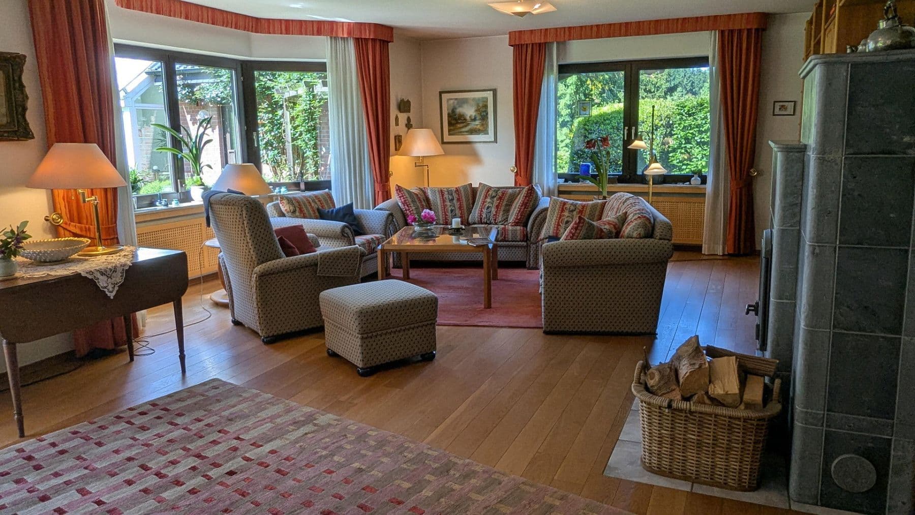 Predaj domu 216 m², pozemok 2.520 m², Melle, Dolné Sasko Predaj domu 216 m², pozemok 2.520 m², Melle, Dolné Sasko