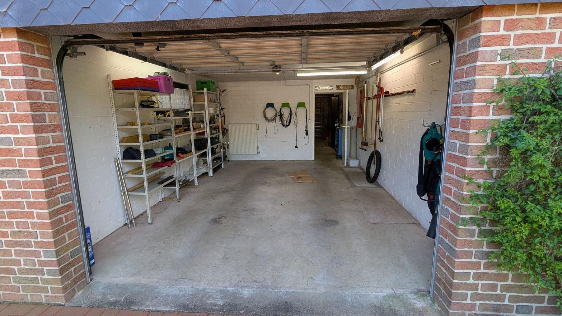 Predaj domu 216 m², pozemok 2.520 m², Melle, Dolné Sasko Predaj domu 216 m², pozemok 2.520 m², Melle, Dolné Sasko