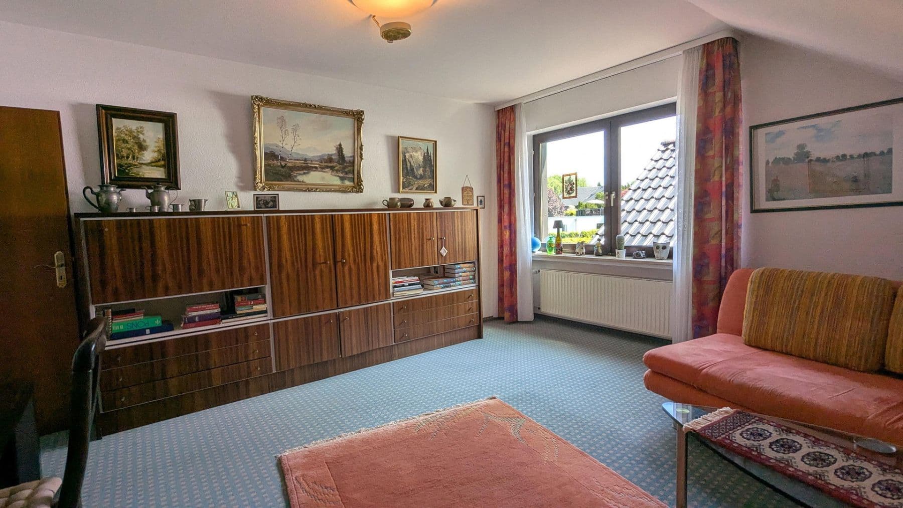 Predaj domu 216 m², pozemok 2.520 m², Melle, Dolné Sasko Predaj domu 216 m², pozemok 2.520 m², Melle, Dolné Sasko