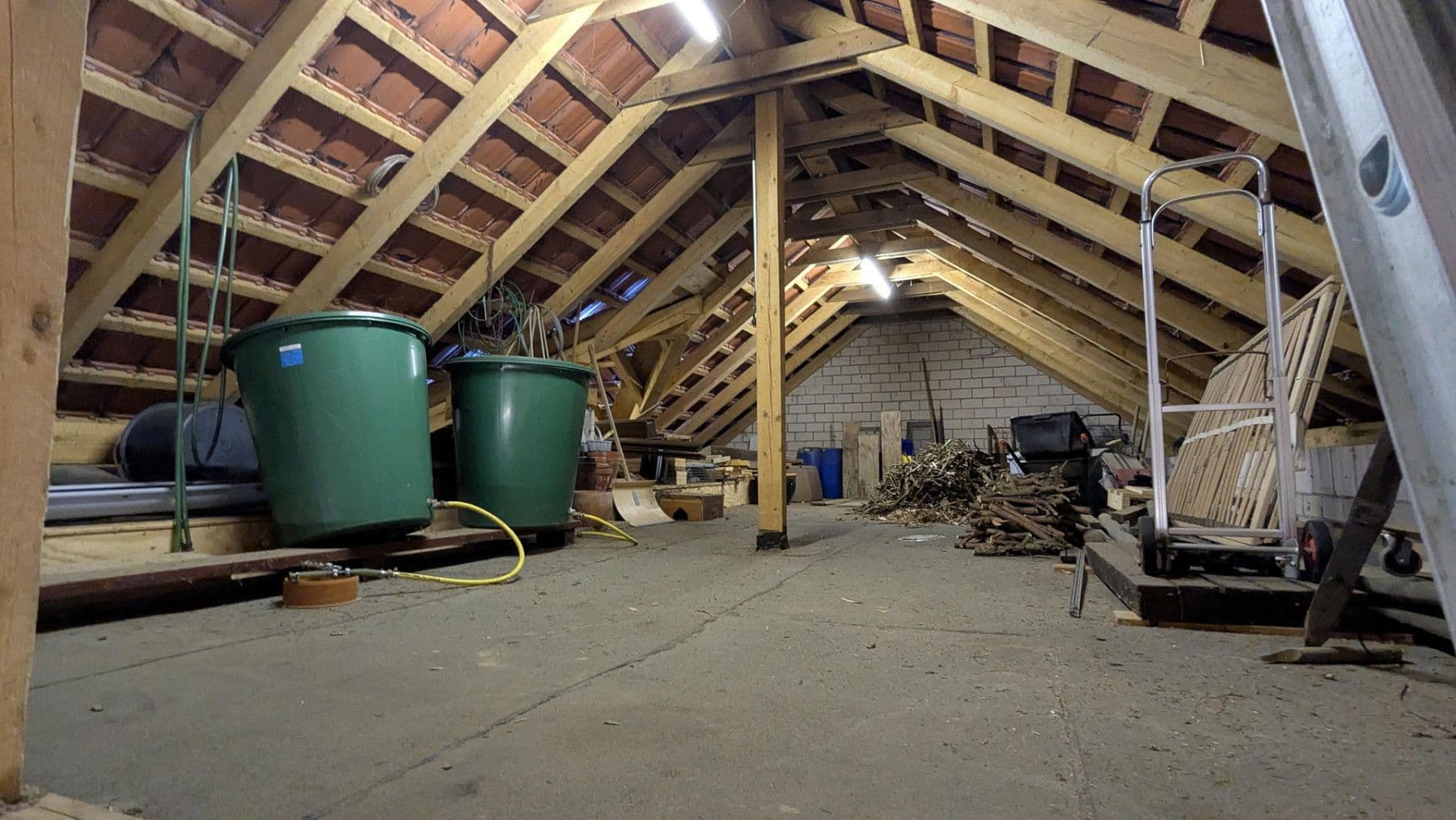Predaj domu 216 m², pozemok 2.520 m², Melle, Dolné Sasko Predaj domu 216 m², pozemok 2.520 m², Melle, Dolné Sasko