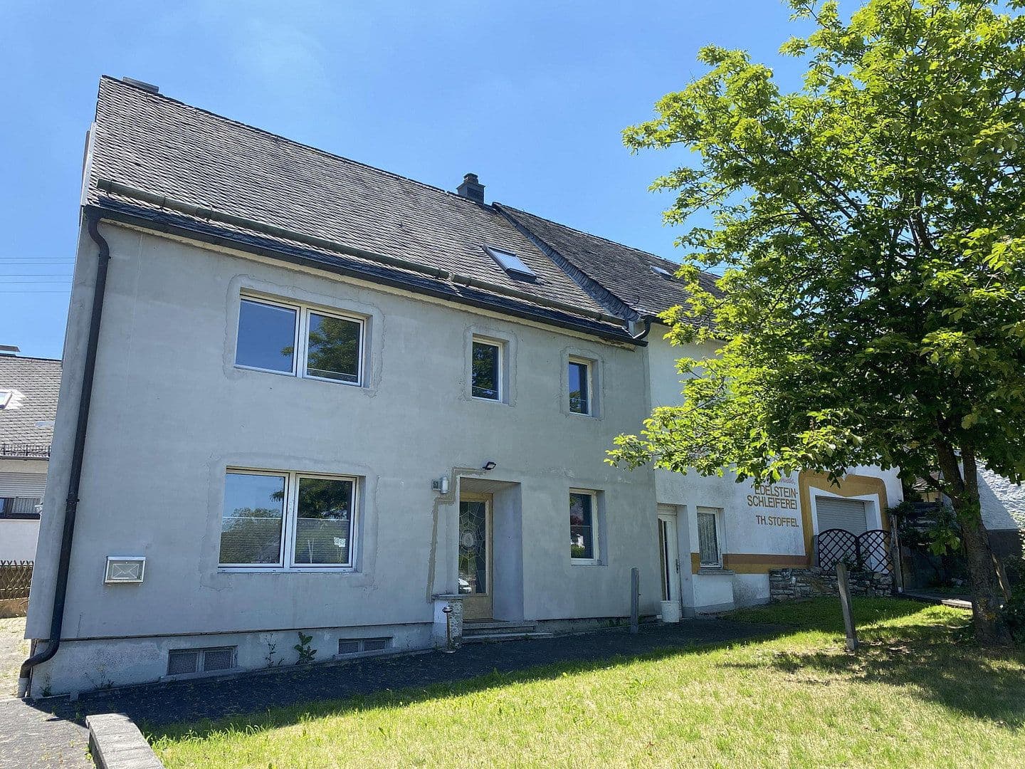 Predaj domu 190 m², pozemok 956 m², Stipshausen, Porýnie-Falcko Predaj domu 190 m², pozemok 956 m², Stipshausen, Porýnie-Falcko