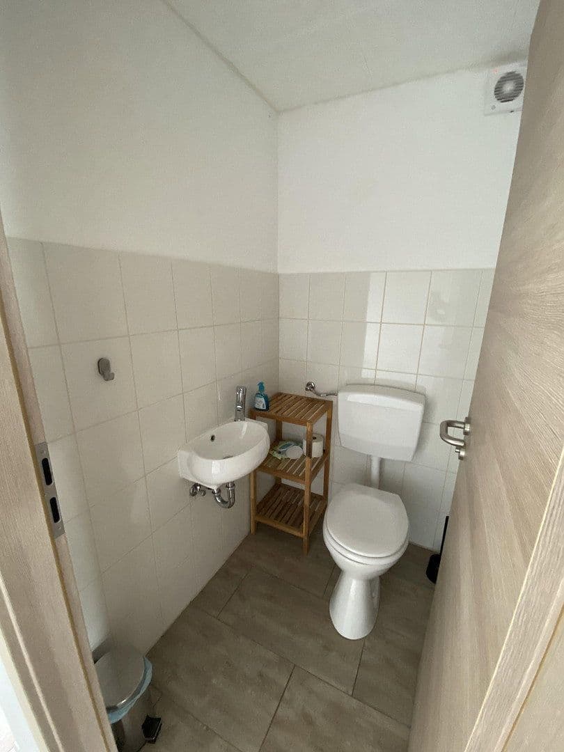 Predaj domu 190 m², pozemok 956 m², Stipshausen, Porýnie-Falcko Predaj domu 190 m², pozemok 956 m², Stipshausen, Porýnie-Falcko
