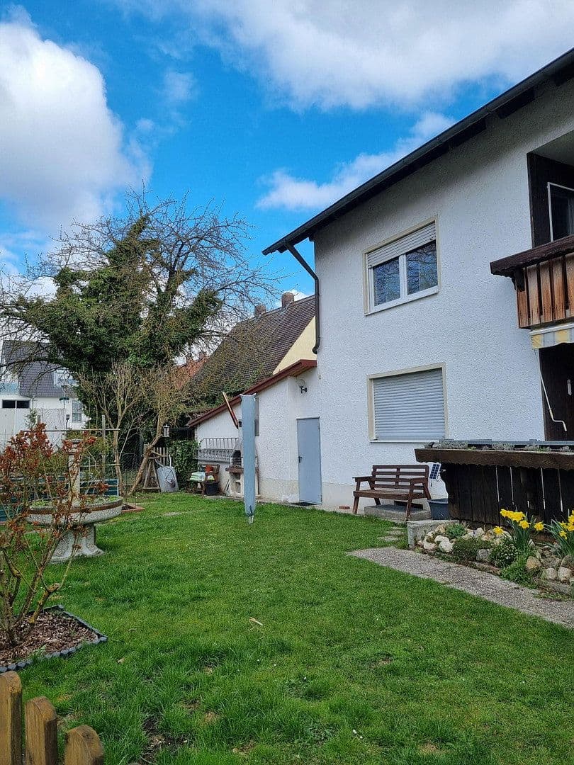Predaj domu 245 m², pozemok 662 m², Oberringstrasse 29, Ingolstadt, Bavorsko Predaj domu 245 m², pozemok 662 m², Oberringstrasse 29, Ingolstadt, Bavorsko