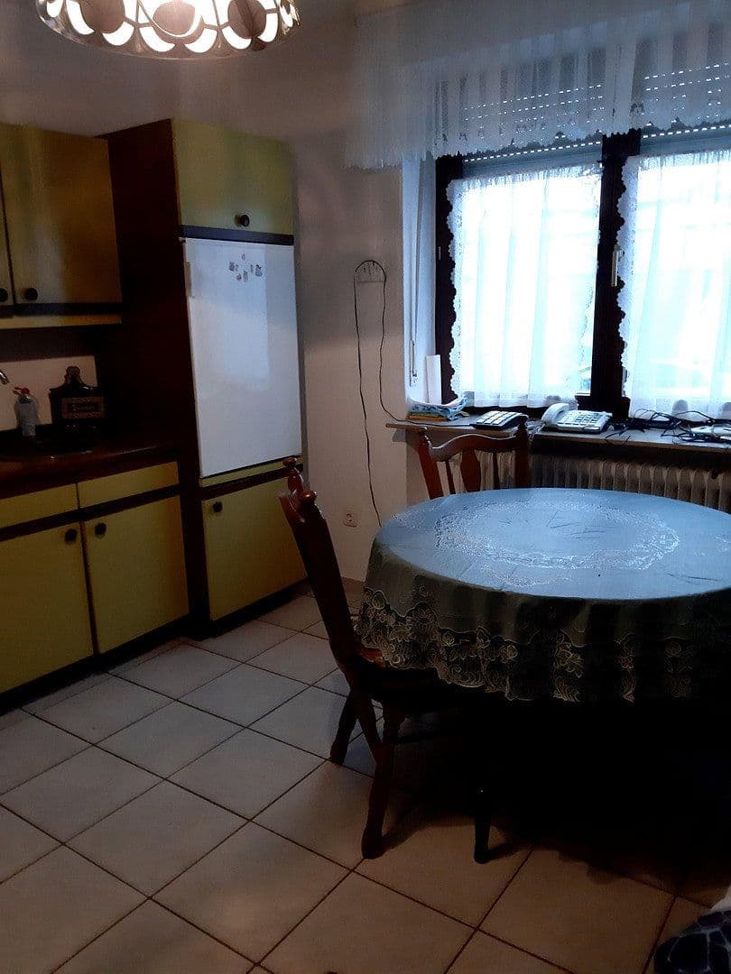 Prenájom bytu 2-izbový 65 m², Odenwaldstraße 39, Otzberg, Hesensko Prenájom bytu 2-izbový 65 m², Odenwaldstraße 39, Otzberg, Hesensko