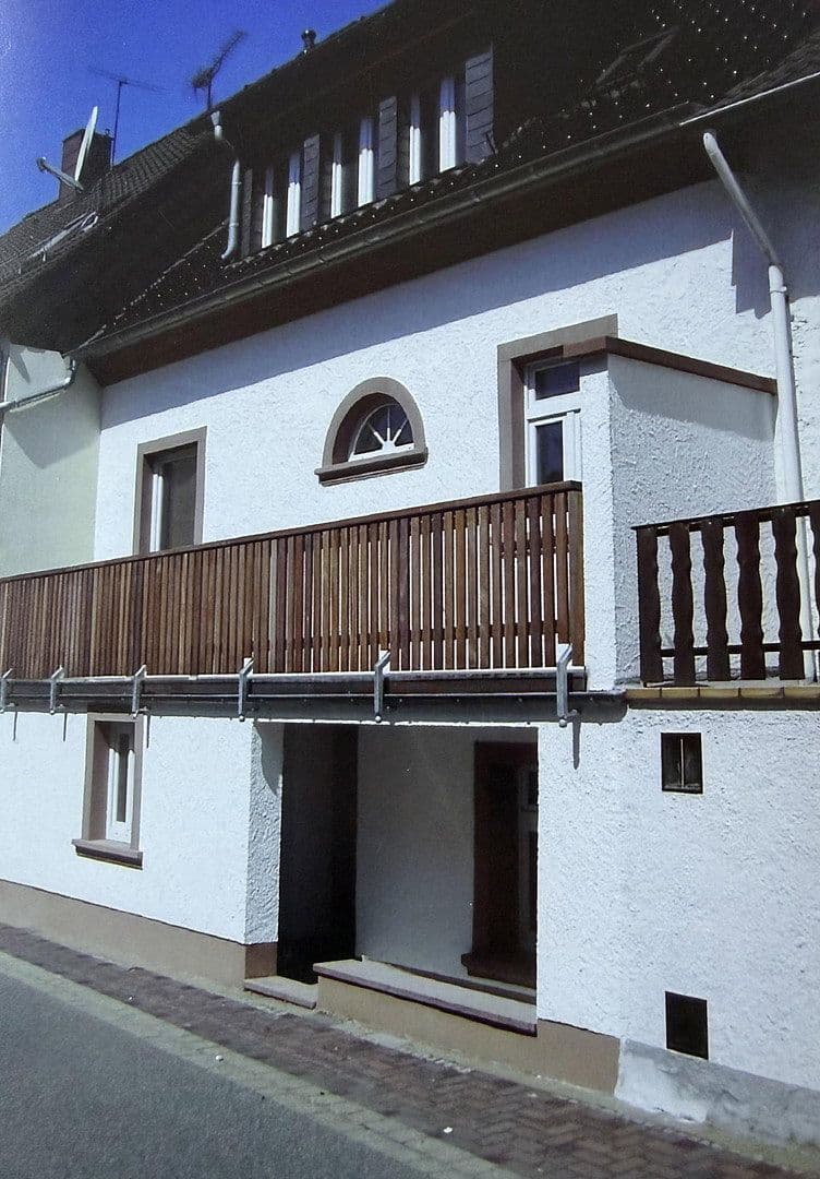 Prenájom domu 135 m², pozemok 194 m², Schwammertstraße 14, Stadtkyll, Porýnie-Falcko Prenájom domu 135 m², pozemok 194 m², Schwammertstraße 14, Stadtkyll, Porýnie-Falcko