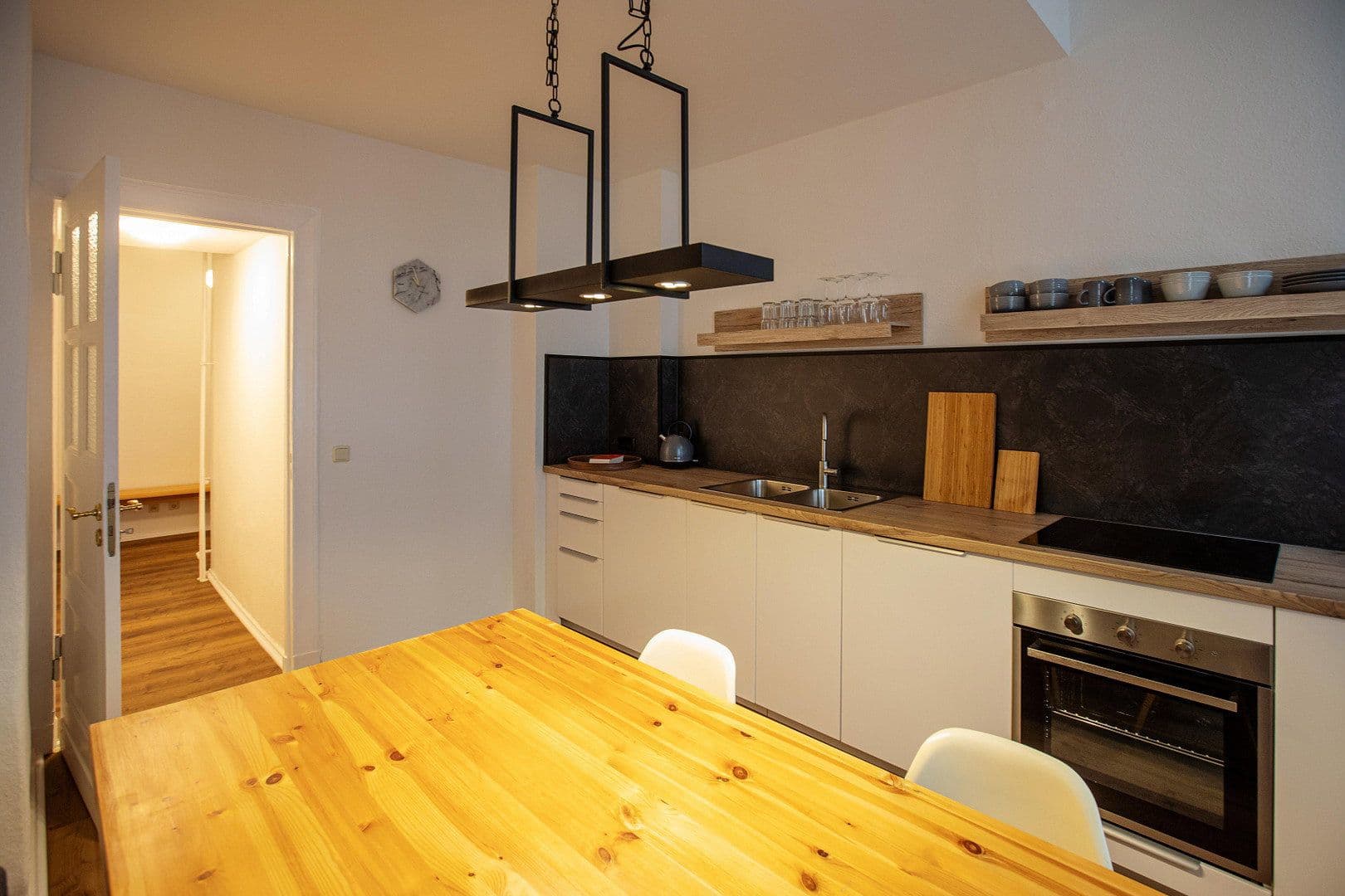 Prenájom bytu 1-izbový 44 m², Stahlheimer Straße 24, Berlin, Berlín Prenájom bytu 1-izbový 44 m², Stahlheimer Straße 24, Berlin, Berlín
