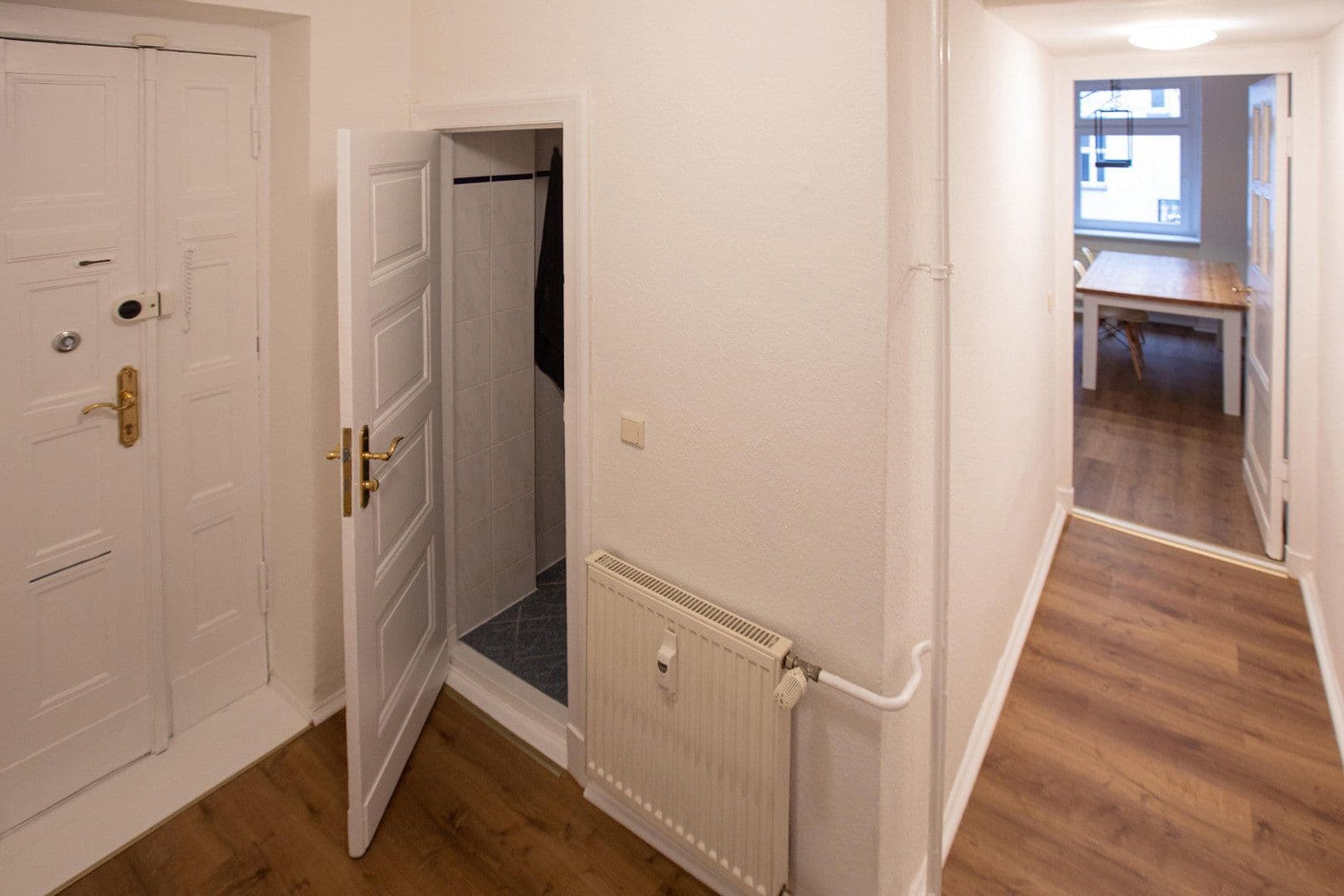 Prenájom bytu 1-izbový 44 m², Stahlheimer Straße 24, Berlin, Berlín Prenájom bytu 1-izbový 44 m², Stahlheimer Straße 24, Berlin, Berlín