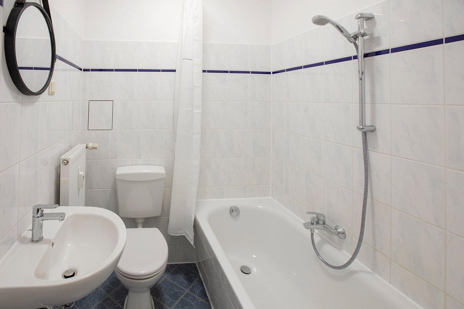 Prenájom bytu 1-izbový 44 m², Stahlheimer Straße 24, Berlin, Berlín Prenájom bytu 1-izbový 44 m², Stahlheimer Straße 24, Berlin, Berlín