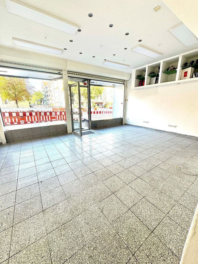Prenájom nebytového priestoru 70 m², Allersberger Str. 111, Nürnberg, Bavorsko Prenájom nebytového priestoru 70 m², Allersberger Str. 111, Nürnberg, Bavorsko