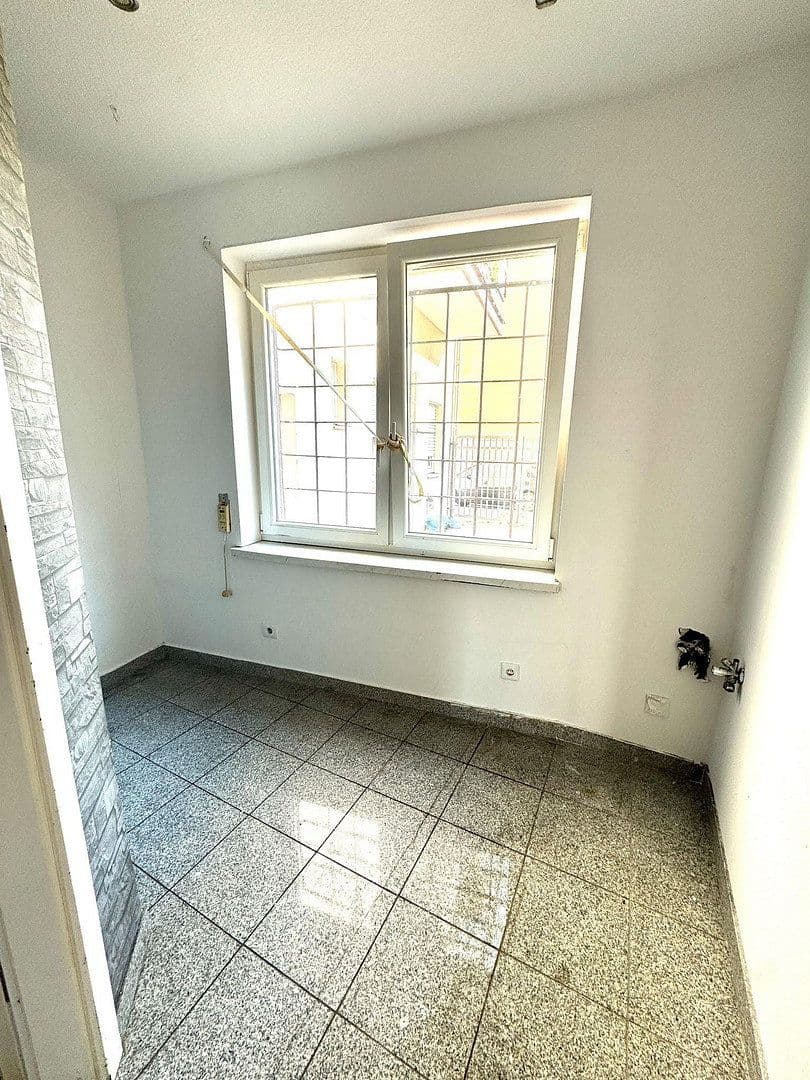 Prenájom nebytového priestoru 70 m², Allersberger Str. 111, Nürnberg, Bavorsko Prenájom nebytového priestoru 70 m², Allersberger Str. 111, Nürnberg, Bavorsko