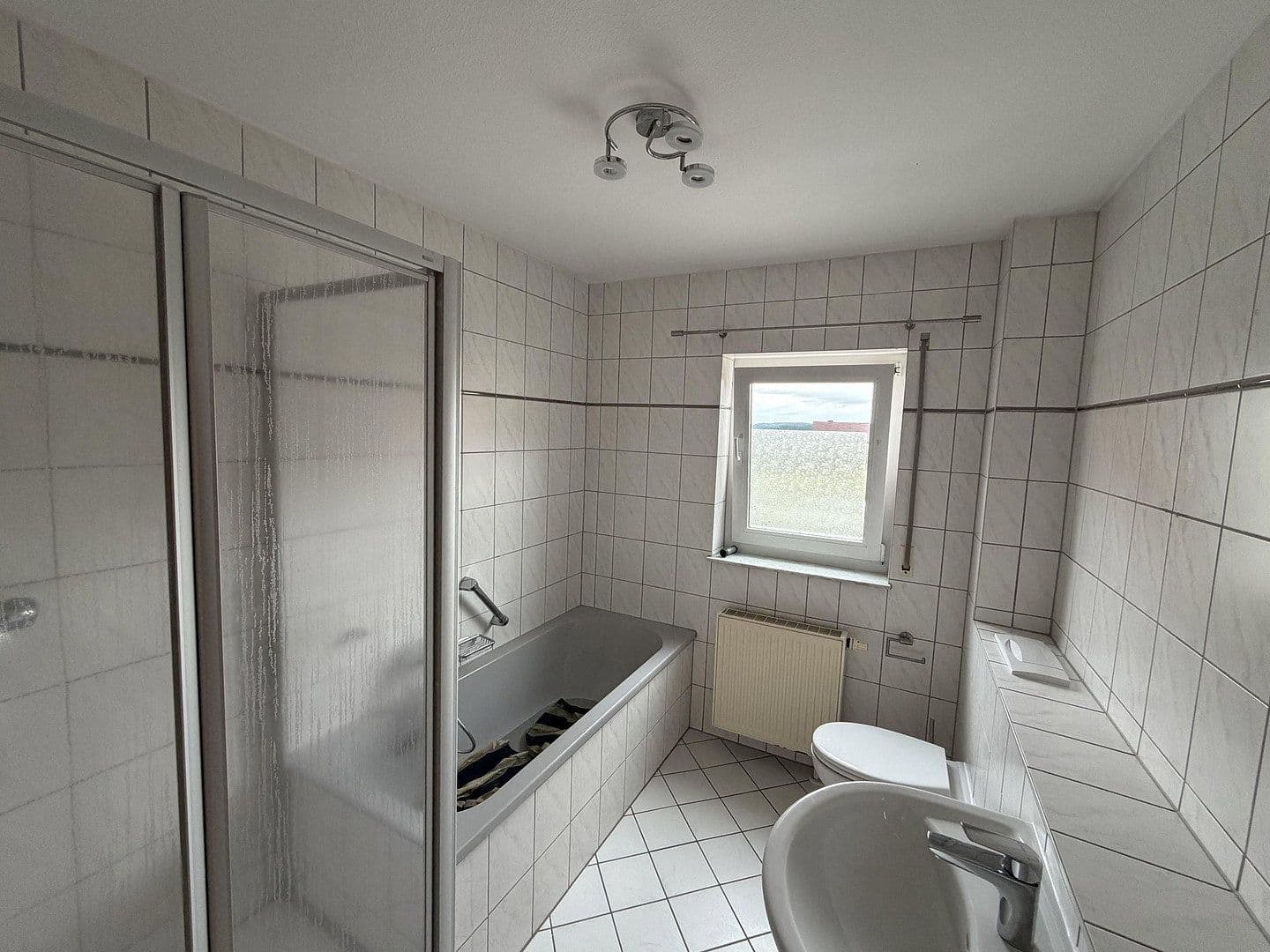 Prenájom bytu 3-izbový 77 m², Feldstr. 1b, Gerstungen, Durínsko Prenájom bytu 3-izbový 77 m², Feldstr. 1b, Gerstungen, Durínsko