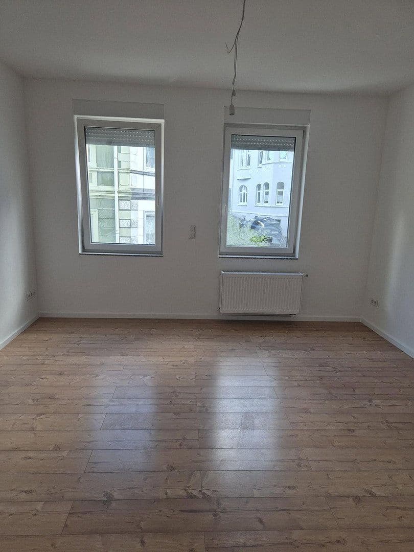 Prenájom bytu 3-izbový 100 m², Loher Str. 35, Lüdenscheid, Severné Porýnie - Westfálsko Prenájom bytu 3-izbový 100 m², Loher Str. 35, Lüdenscheid, Severné Porýnie - Westfálsko