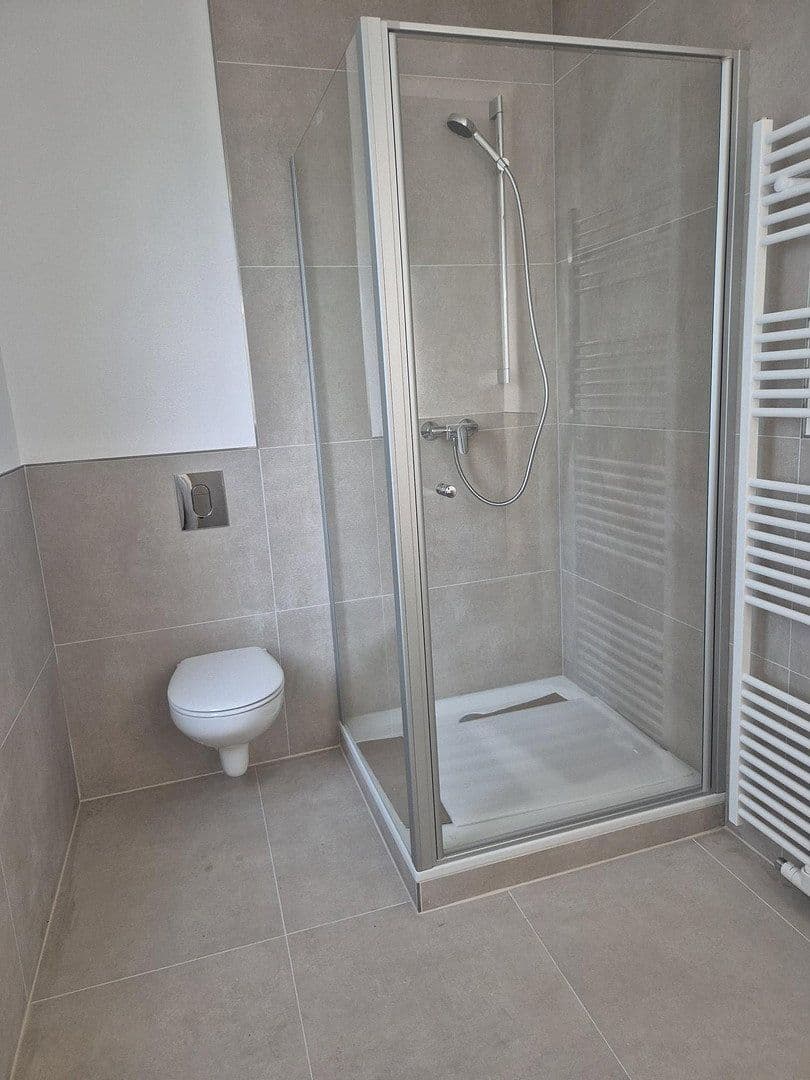 Prenájom bytu 3-izbový 100 m², Loher Str. 35, Lüdenscheid, Severné Porýnie - Westfálsko Prenájom bytu 3-izbový 100 m², Loher Str. 35, Lüdenscheid, Severné Porýnie - Westfálsko