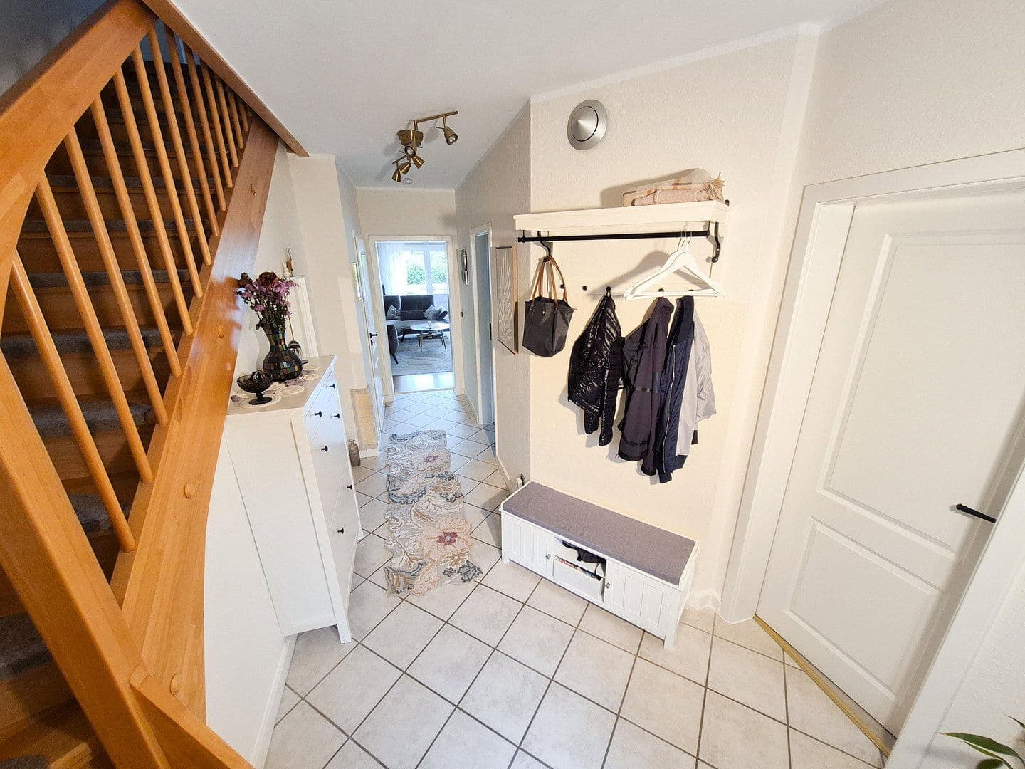 Predaj domu 126 m², pozemok 715 m², Jembke, Dolné Sasko Predaj domu 126 m², pozemok 715 m², Jembke, Dolné Sasko