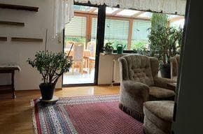 Predaj domu 230 m², pozemok 694 m², St. Georgen im Schwarzwald, Bádensko-Wurttembersko Predaj domu 230 m², pozemok 694 m², St. Georgen im Schwarzwald, Bádensko-Wurttembersko