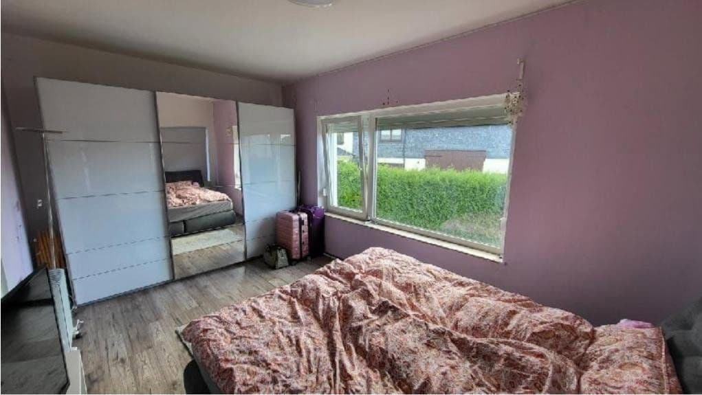 Predaj domu 215 m², pozemok 898 m², Linden, Porýnie-Falcko Predaj domu 215 m², pozemok 898 m², Linden, Porýnie-Falcko