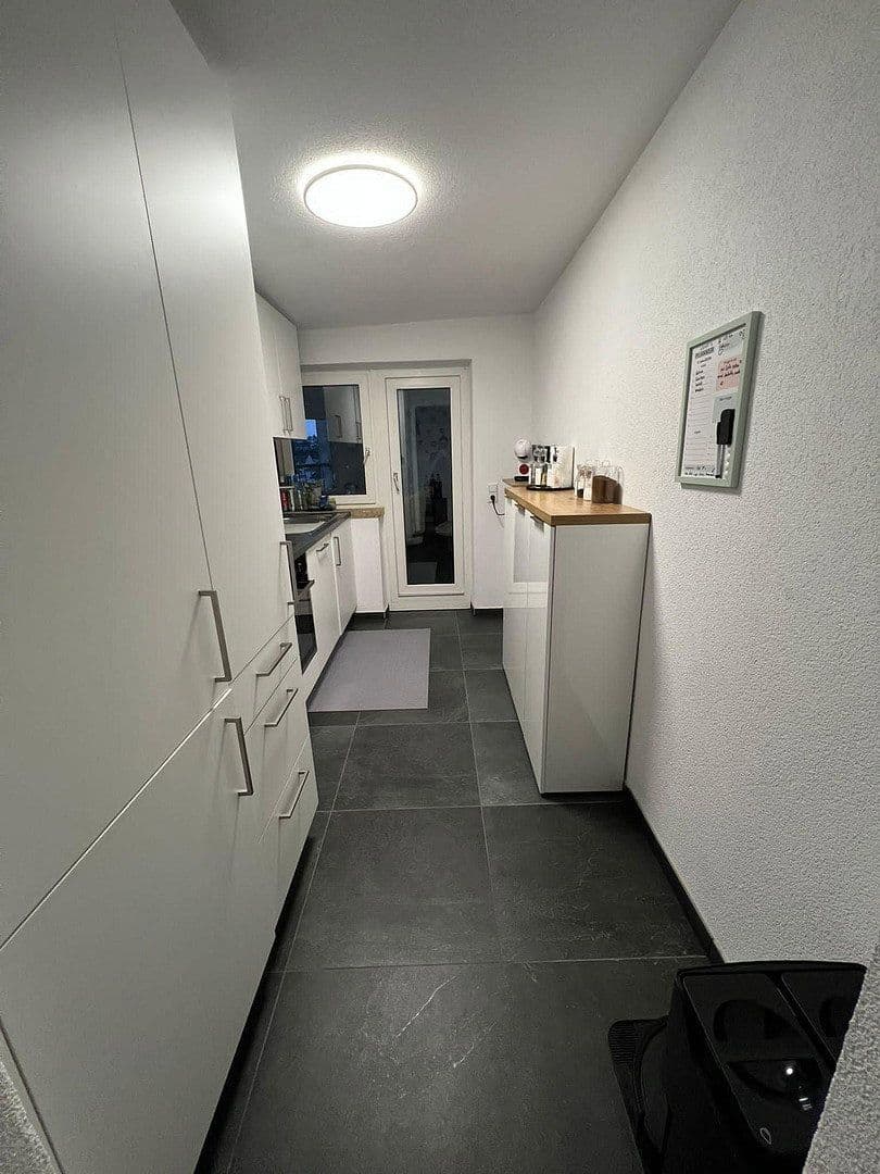 Prenájom bytu 2-izbový 75 m², Stuttgart-Wangen, Bádensko-Wurttembersko Prenájom bytu 2-izbový 75 m², Stuttgart-Wangen, Bádensko-Wurttembersko