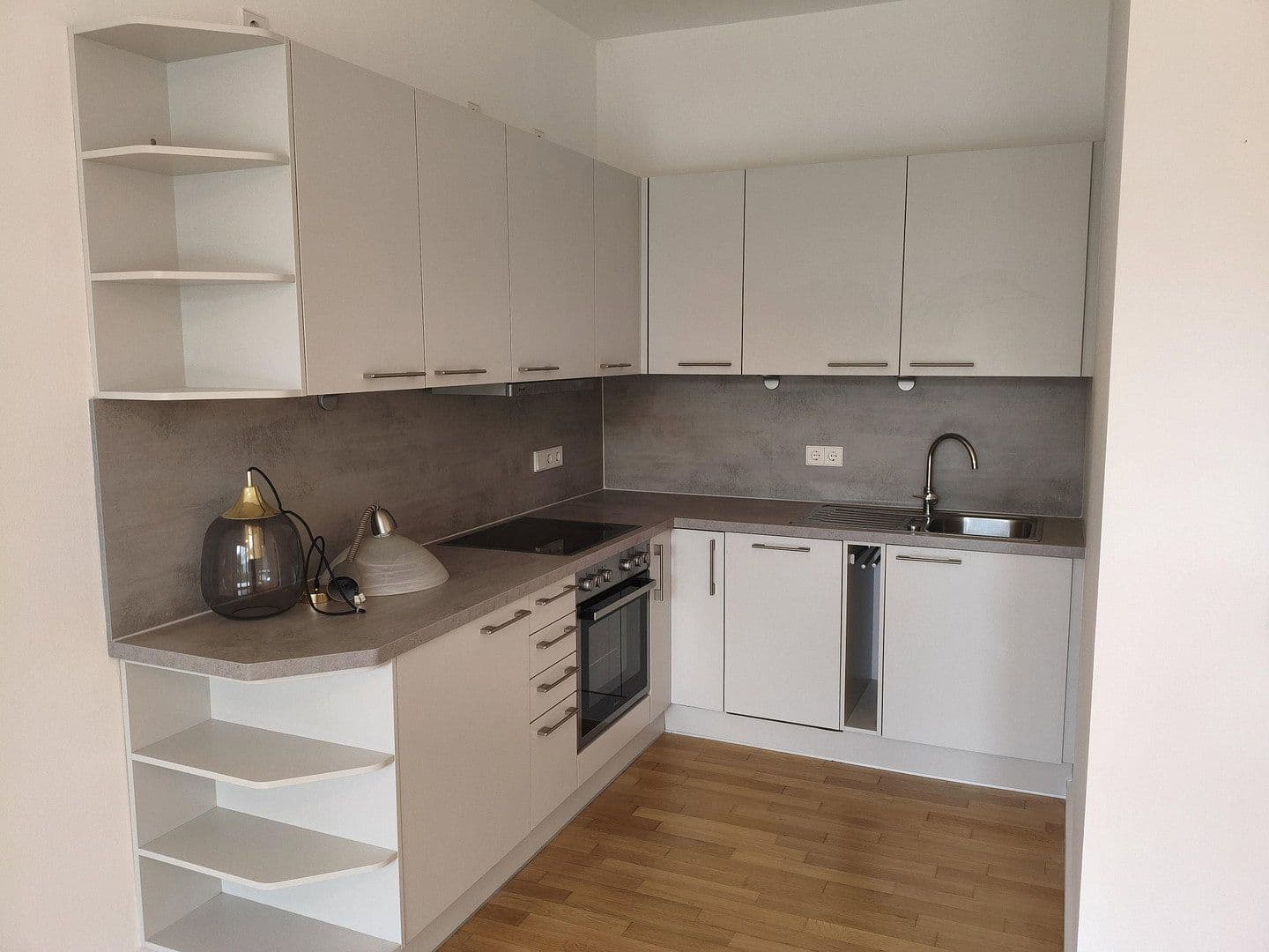 Prenájom bytu 2-izbový 55 m², Gabriele-Tergit-Promenade 21, Berlin, Berlín Prenájom bytu 2-izbový 55 m², Gabriele-Tergit-Promenade 21, Berlin, Berlín