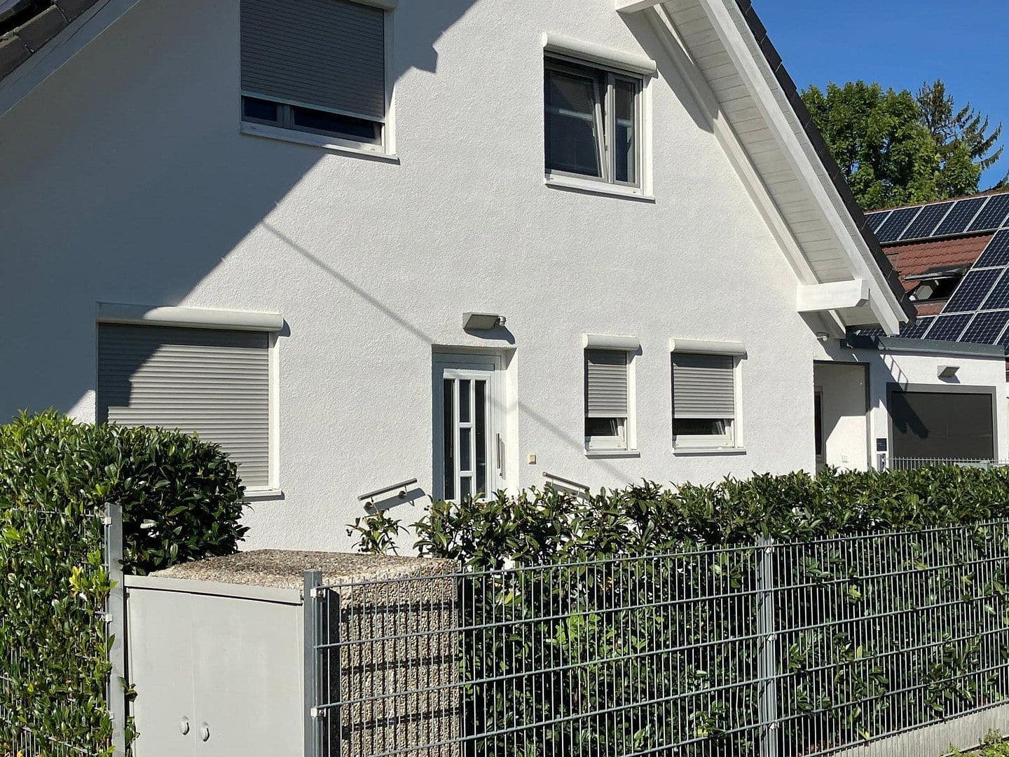 Prenájom bytu 2-izbový 76 m², München, Bavorsko Prenájom bytu 2-izbový 76 m², München, Bavorsko