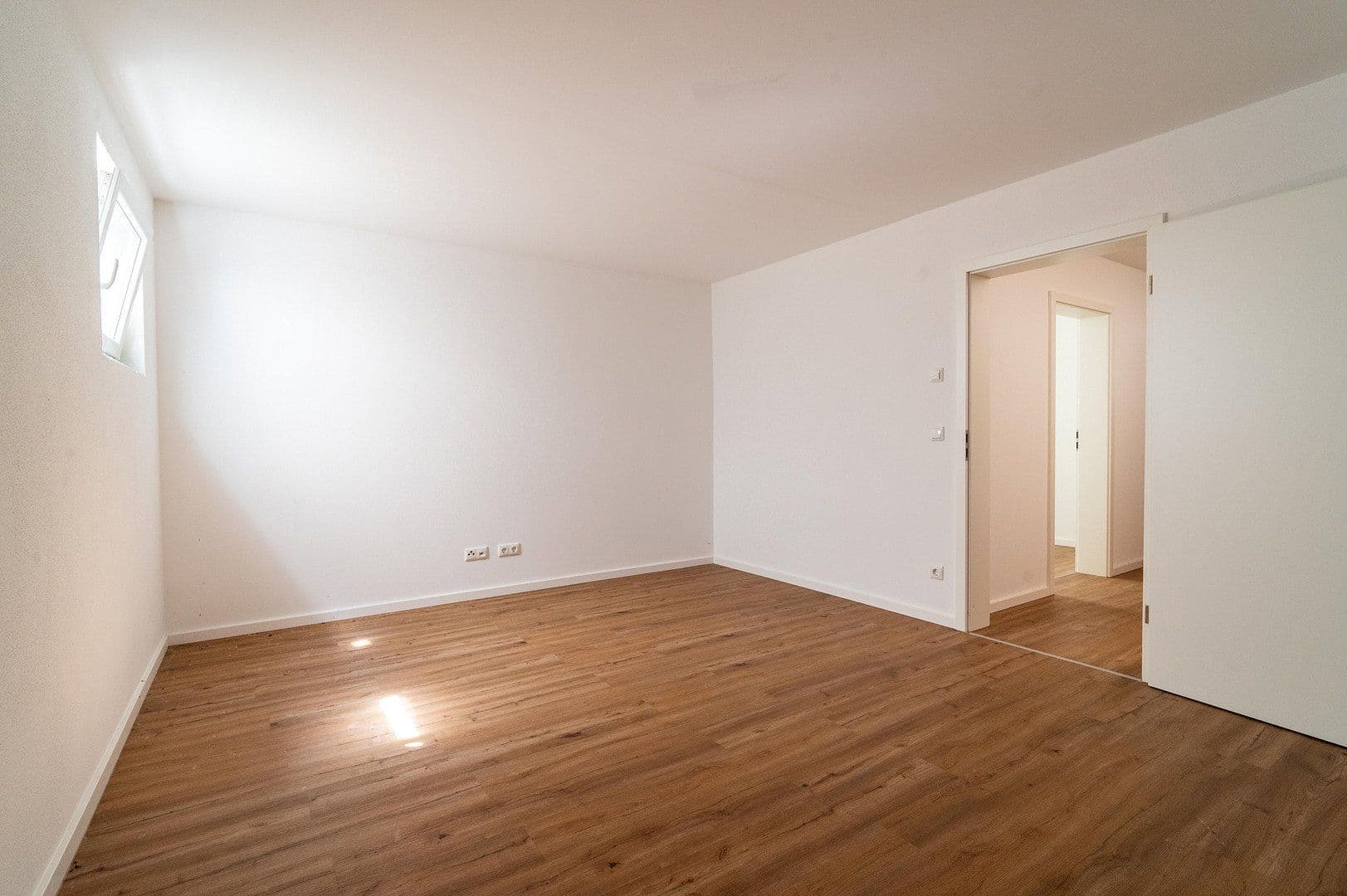Predaj domu 125 m², pozemok 237 m², Moosburg an der Isar, Bavorsko Predaj domu 125 m², pozemok 237 m², Moosburg an der Isar, Bavorsko