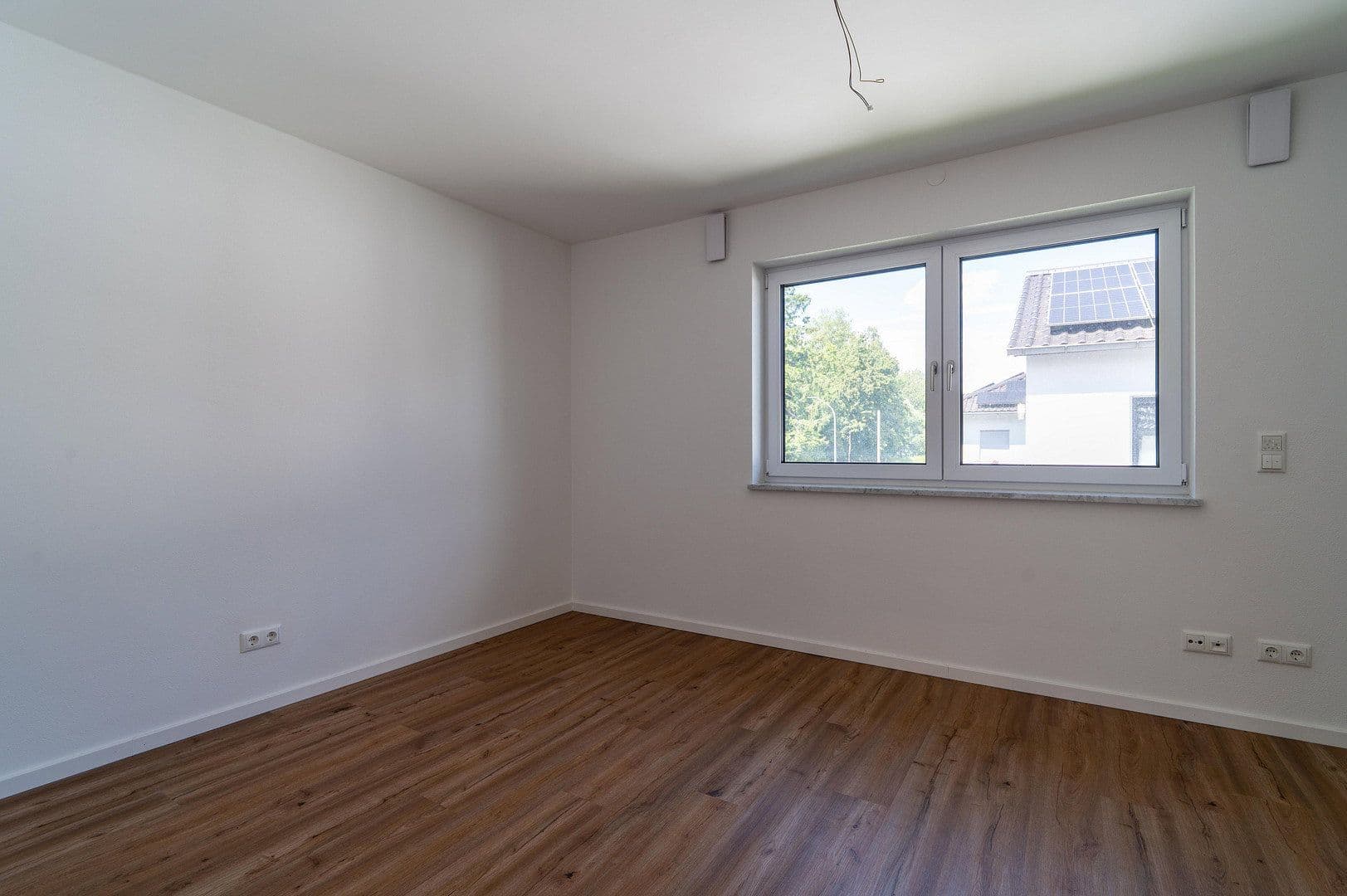 Predaj domu 125 m², pozemok 237 m², Moosburg an der Isar, Bavorsko Predaj domu 125 m², pozemok 237 m², Moosburg an der Isar, Bavorsko