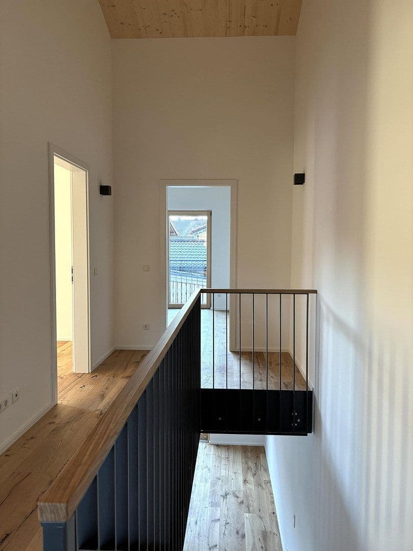 Prenájom domu 133 m², pozemok 250 m², Raubling, Bavorsko Prenájom domu 133 m², pozemok 250 m², Raubling, Bavorsko