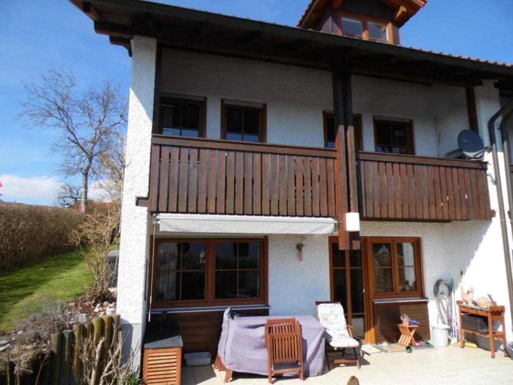 Predaj domu 156 m², pozemok 304 m², Straßkirchen, Bavorsko Predaj domu 156 m², pozemok 304 m², Straßkirchen, Bavorsko