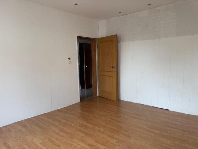 Prenájom bytu 4-izbový 128 m², Bruchtorstraße 2, Dassel, Dolné Sasko Prenájom bytu 4-izbový 128 m², Bruchtorstraße 2, Dassel, Dolné Sasko