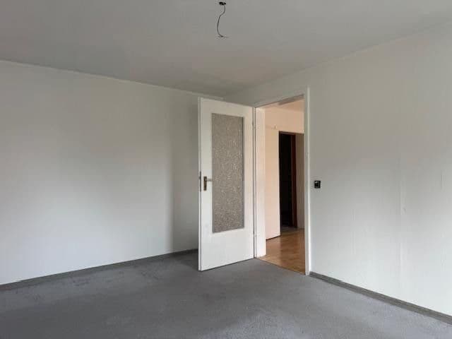 Prenájom bytu 4-izbový 128 m², Bruchtorstraße 2, Dassel, Dolné Sasko Prenájom bytu 4-izbový 128 m², Bruchtorstraße 2, Dassel, Dolné Sasko