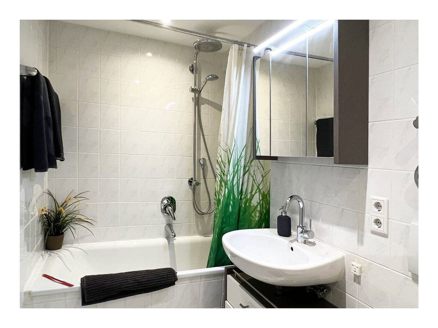 Prenájom bytu 2-izbový 69 m², München, Bavorsko Prenájom bytu 2-izbový 69 m², München, Bavorsko