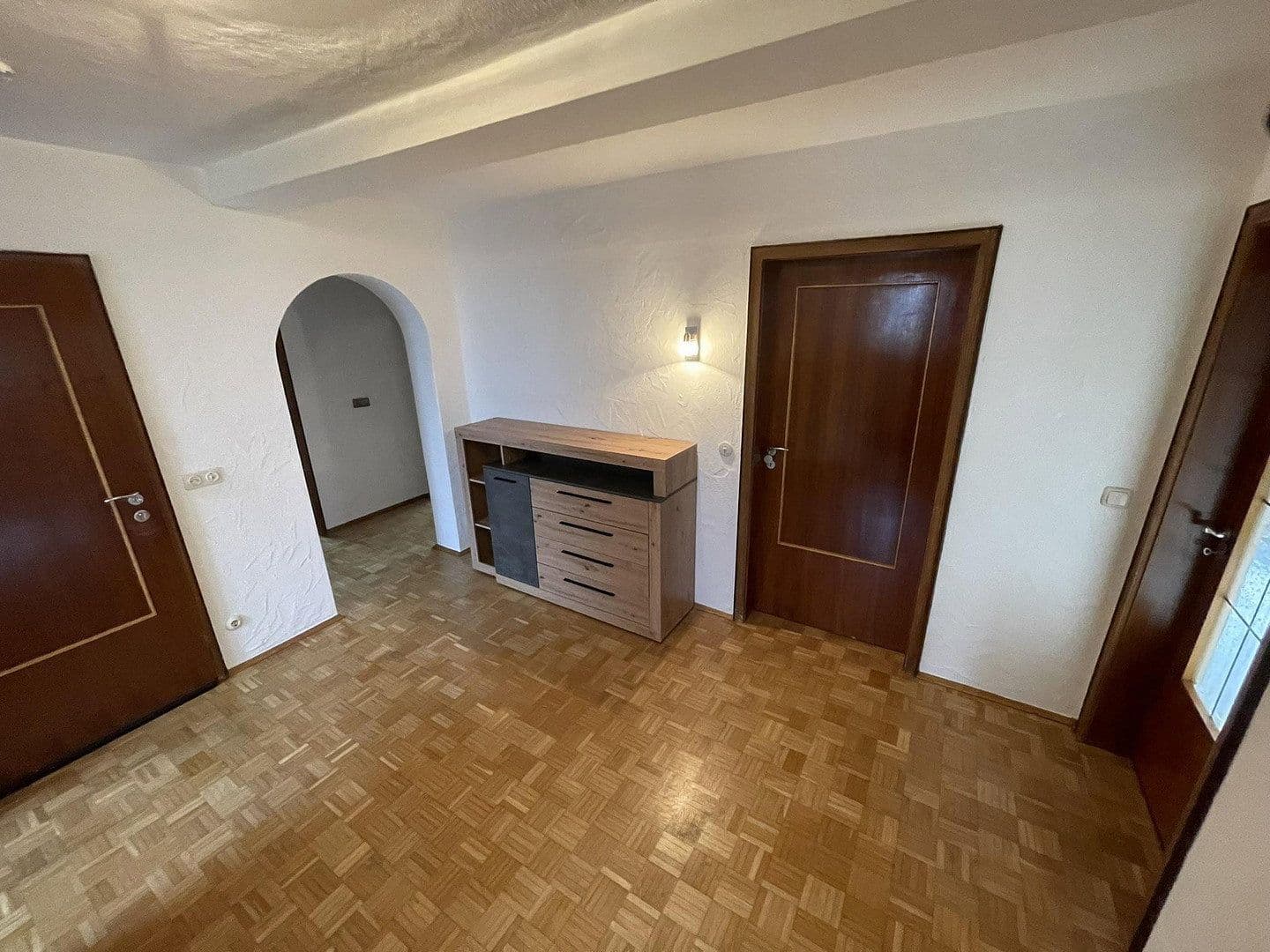 Prenájom bytu 3-izbový 100 m², Rosenheim, Bavorsko Prenájom bytu 3-izbový 100 m², Rosenheim, Bavorsko