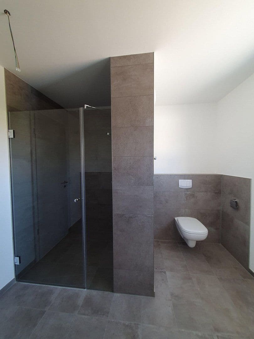 Prenájom bytu 3-izbový 95 m², Schreinerweg 5, Ursensollen, Bavorsko Prenájom bytu 3-izbový 95 m², Schreinerweg 5, Ursensollen, Bavorsko